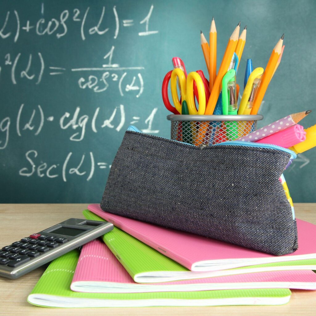 School-Mathematics-Wallpaper-Background